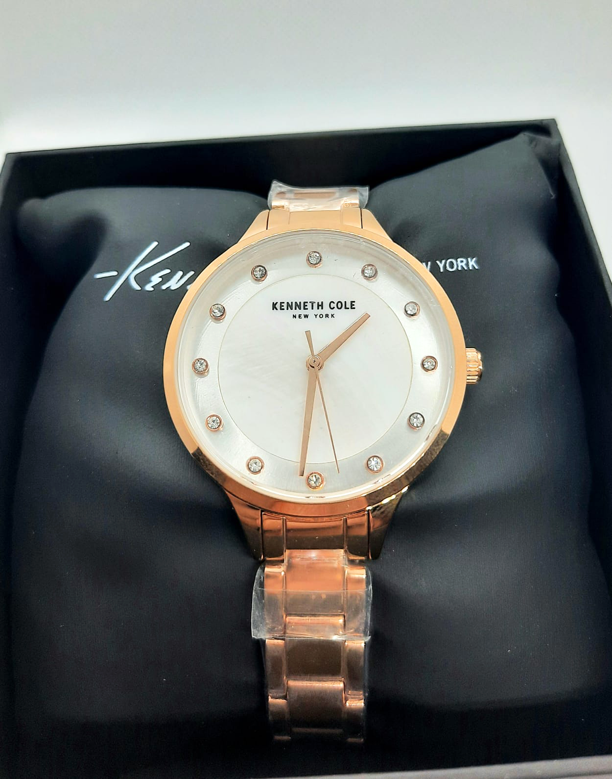 Kenneth Cole